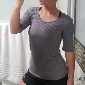 Ribbed grey top
